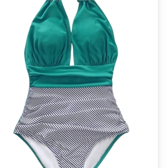 NEW! CUPSHE Halter V-neck Neckline One Piece Swimsuit Small. - Picture 3 of 4